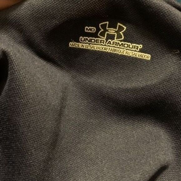 St. Bonaventure Size Medium Under Armour T-Shirt - Picture 3 of 5